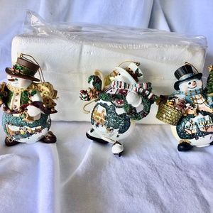 Thomas Kinkade Memories of Christmas Snowman Ornaments, Set 1